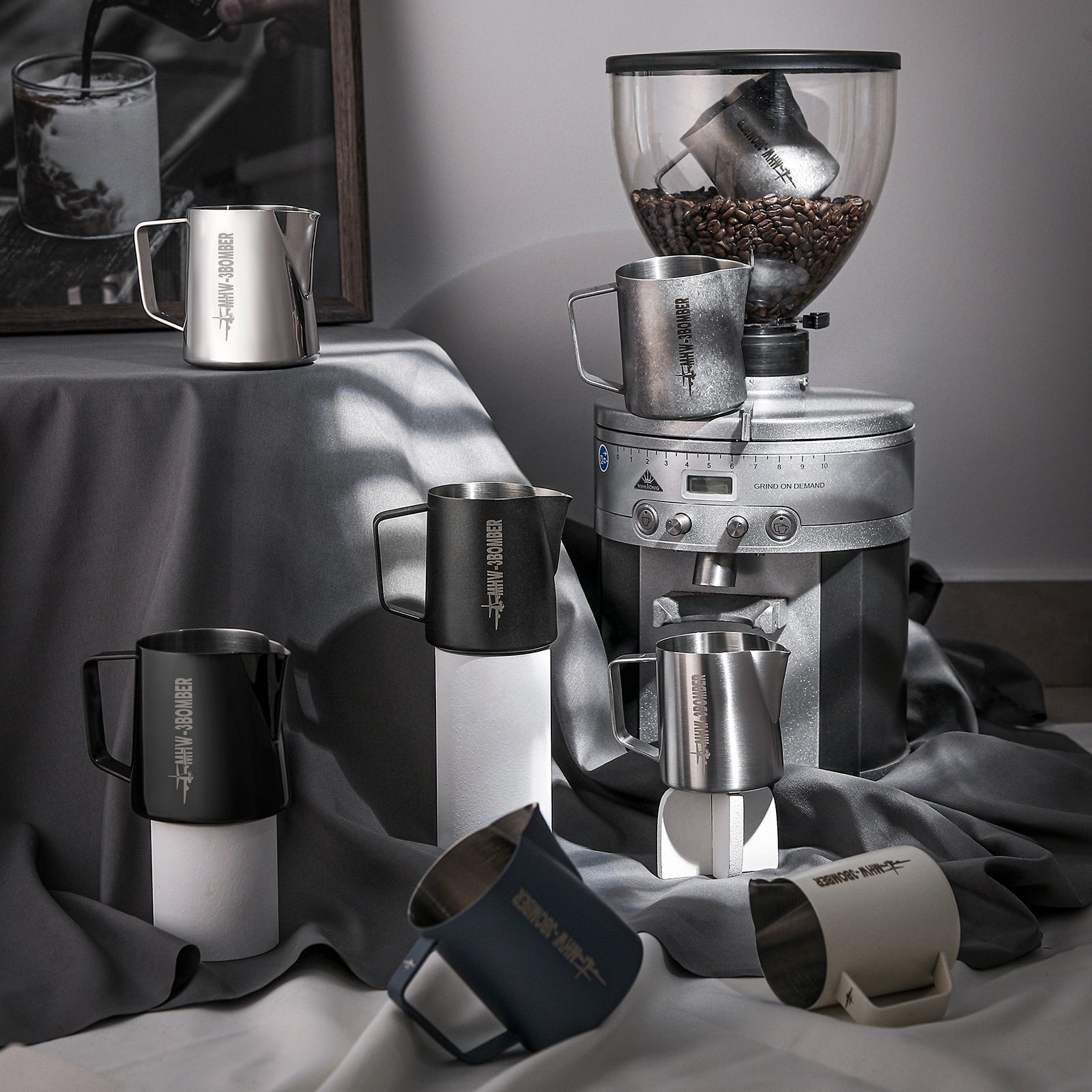MHW-3BOMBER Latte Art Pitcher 5.0 Matte Grey
