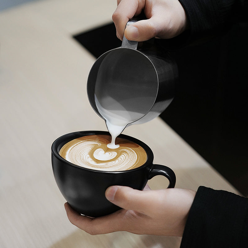MHW-3BOMBER GT Milk Pitcher Gradient Blue