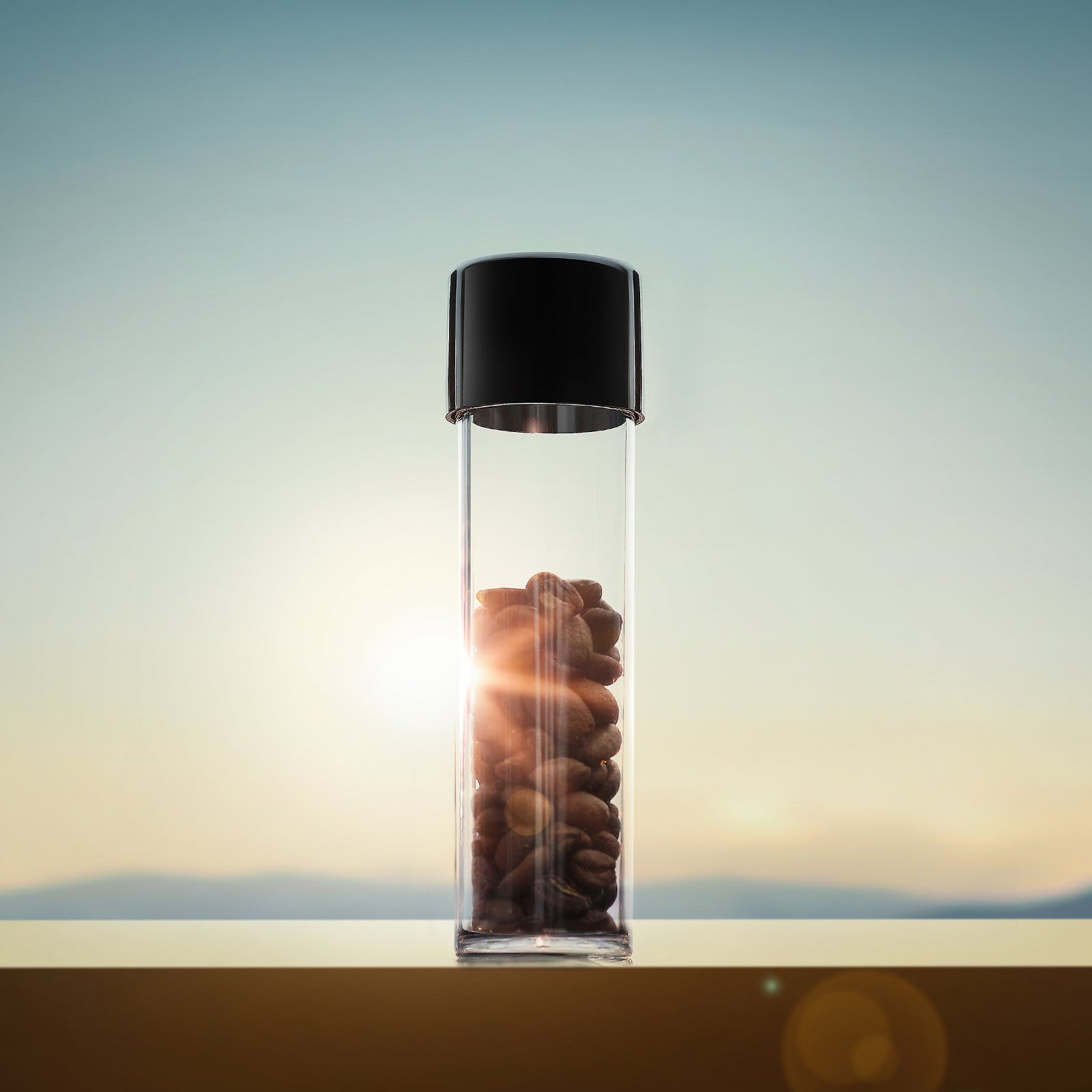 MHW-3BOMBER Energy Bottle & Magnetic Cellar Stand
