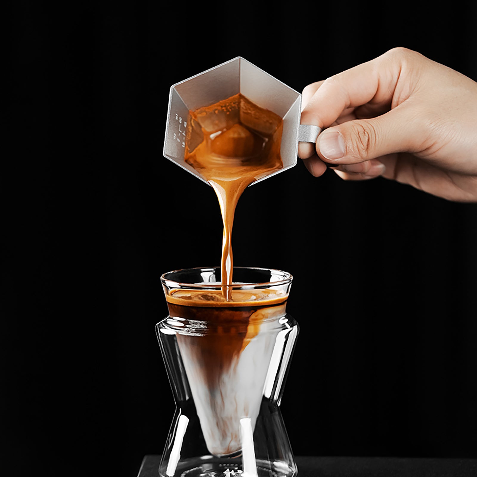 Prism Measuring Cup