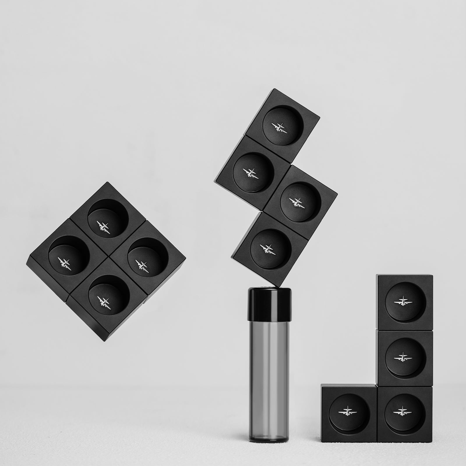 MHW-3BOMBER Energy Bottle & Magnetic Cellar Stand