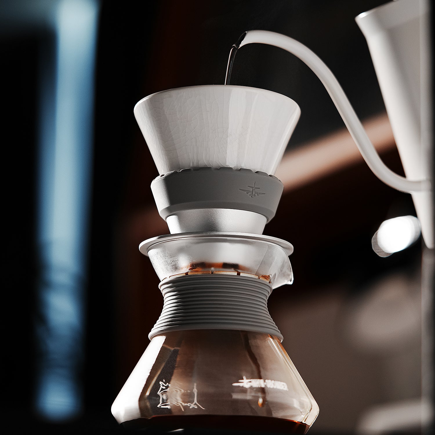 MHW-3BOMBER Aroma Coffee Server WBrC Champion Jianing Du Collaboration
