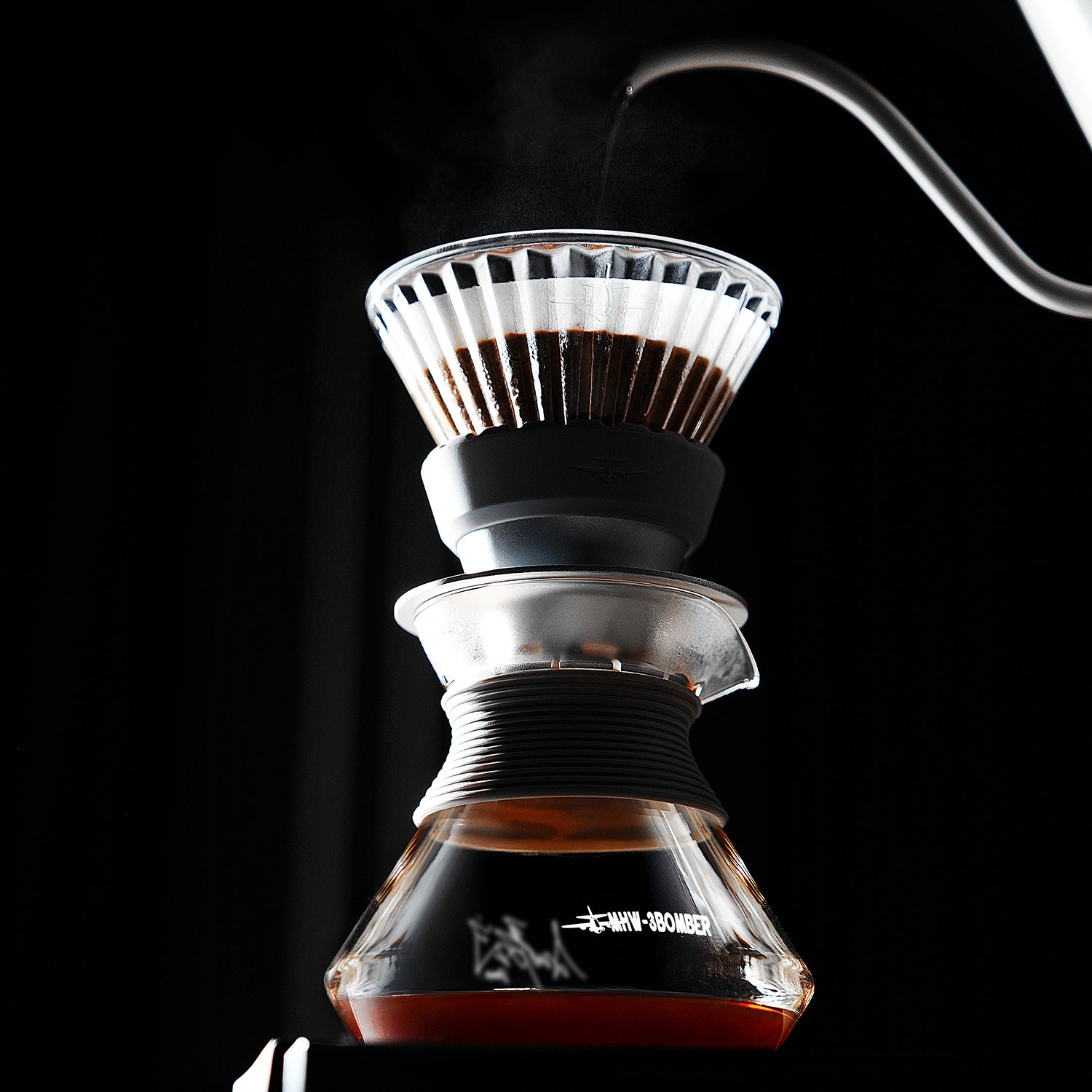 MHW-3BOMBER Aroma Coffee Server WBrC Champion Jianing Du Collaboration