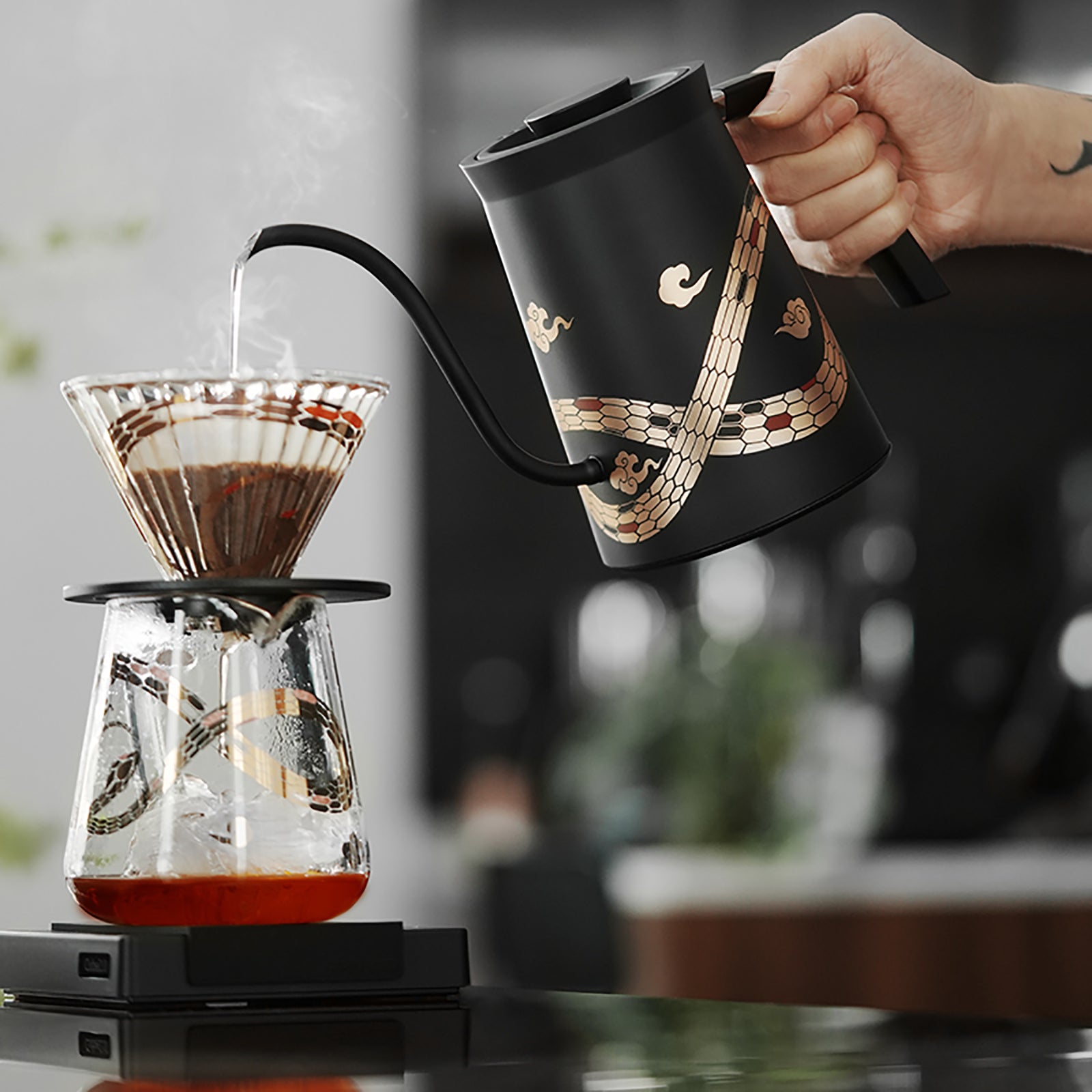 MHW-3BOMBER Assassin Electric Kettle – Year of the Snake Limited Edition