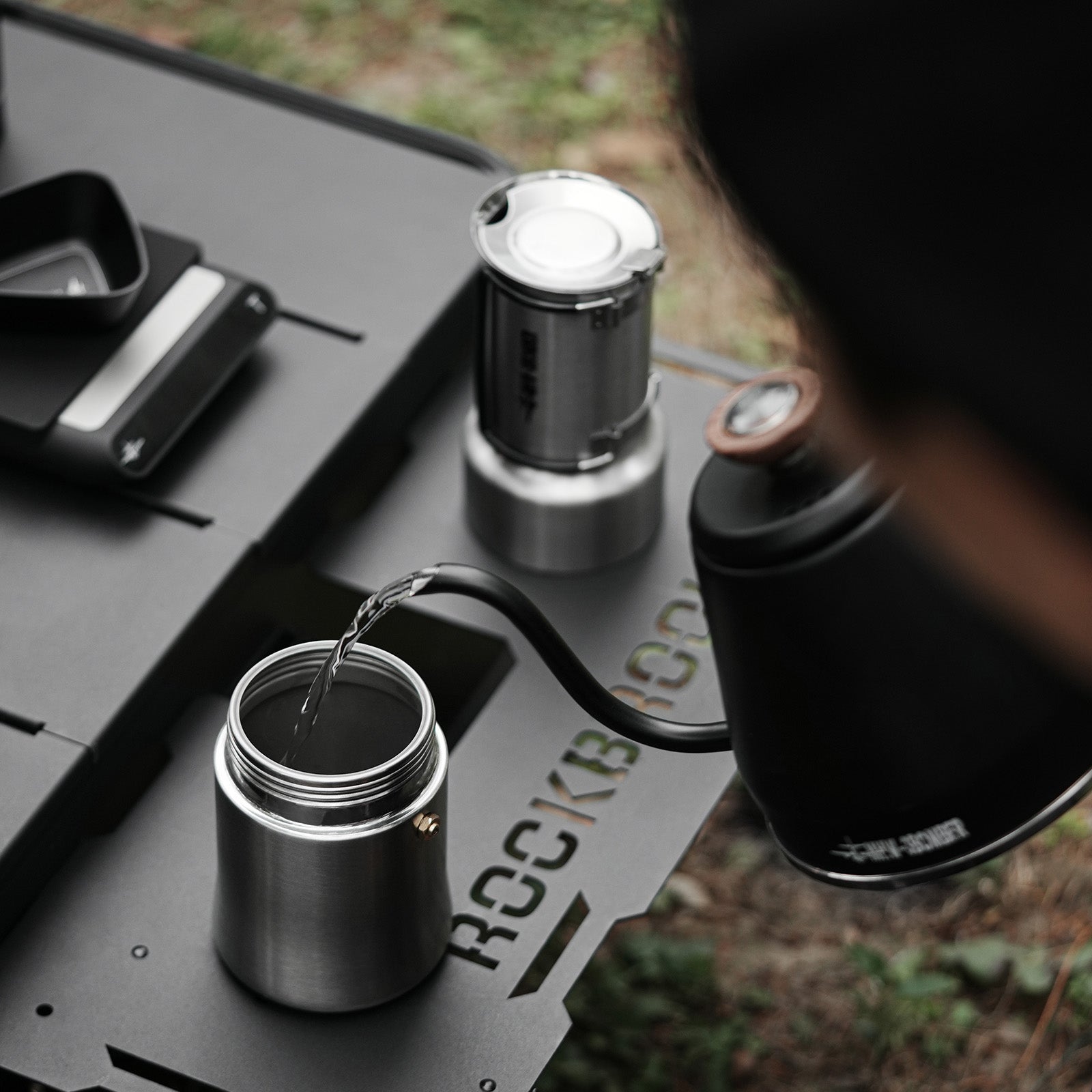 MHW-3BOMBER MET Outdoor Moka Pot