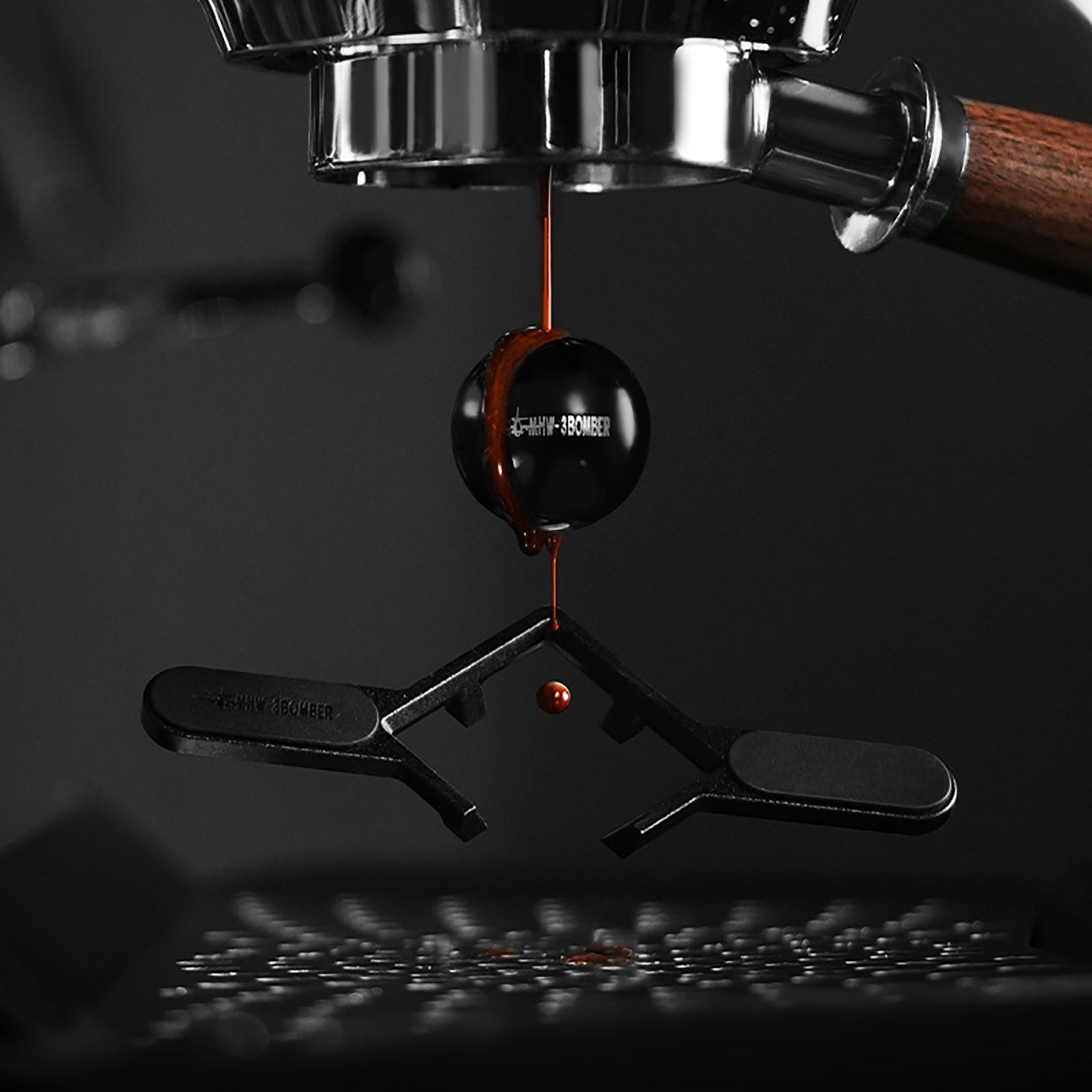 MHW-3BOMBER Smooth Espresso Chilling Ball Stand