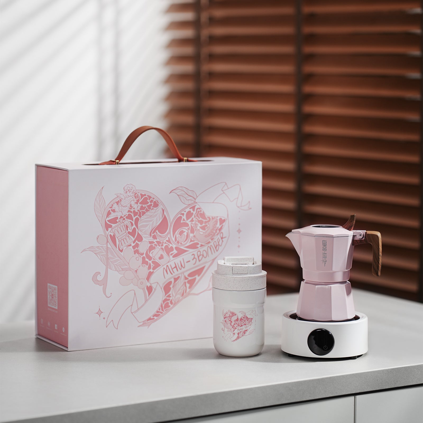 MHW-3BOMBER Flipped Moka Pot Gift Box