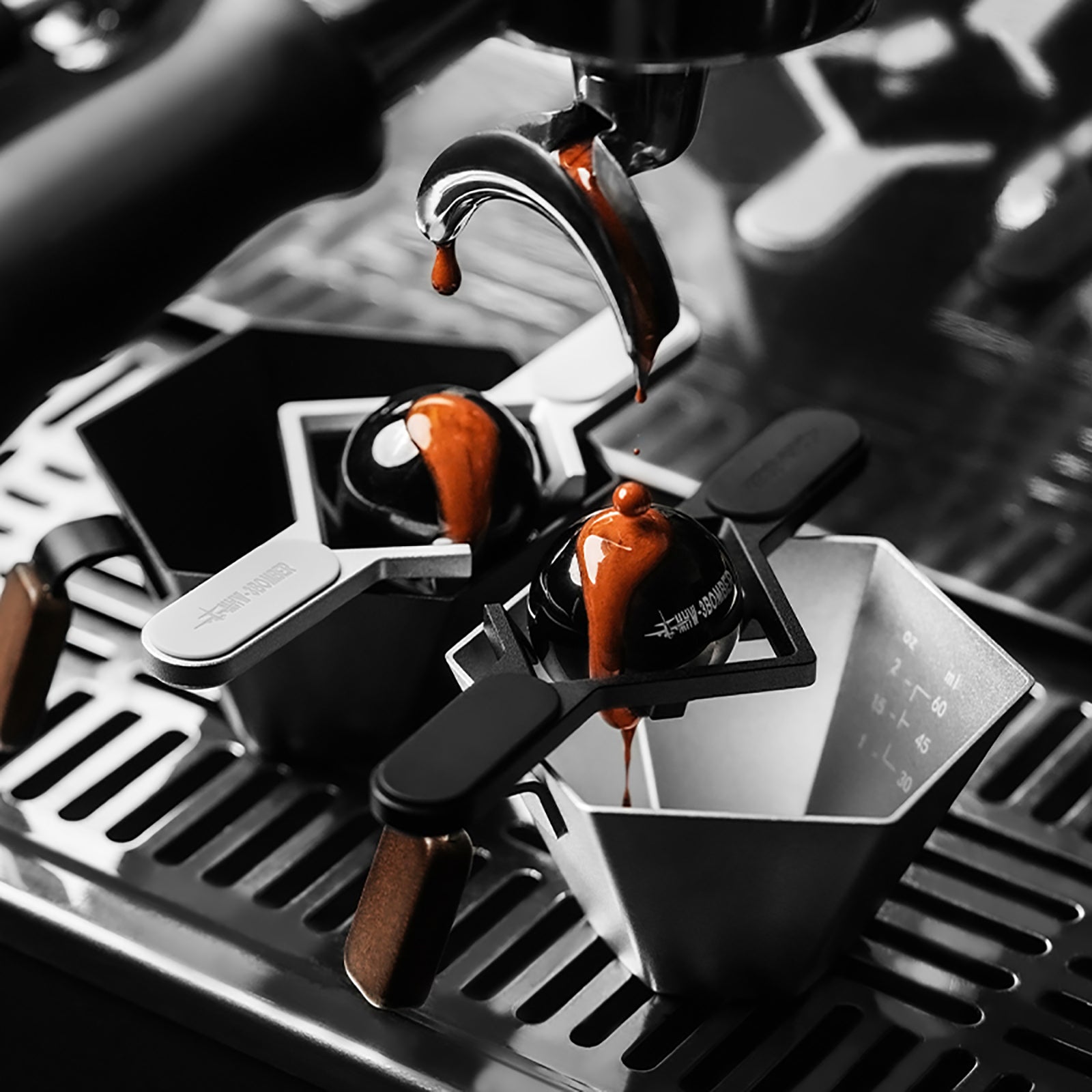 MHW-3BOMBER Smooth Espresso Chilling Ball Stand