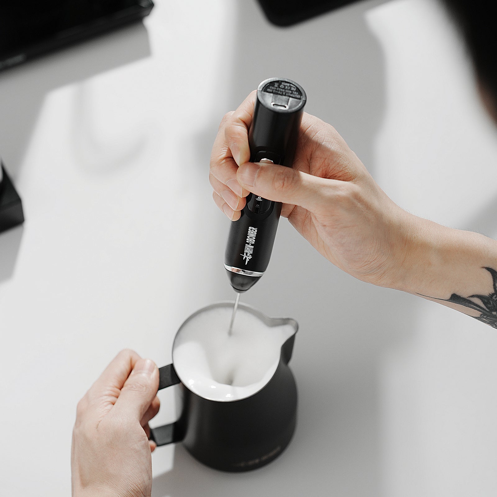 handheld milk frother