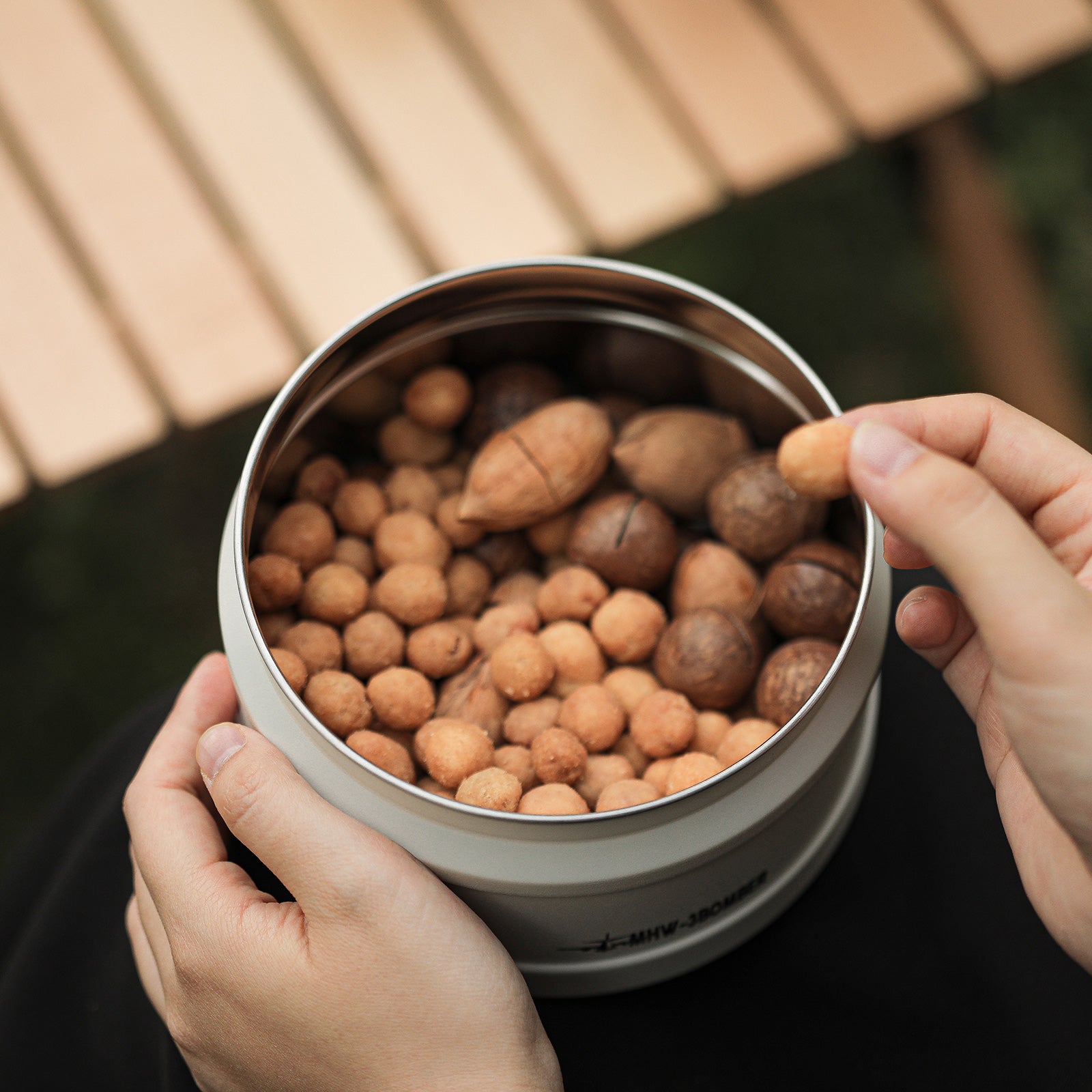 Vacuum Storage Canister